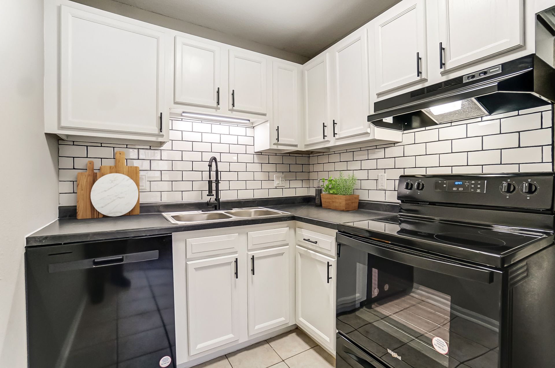 Coral Club Apartments – photo 1