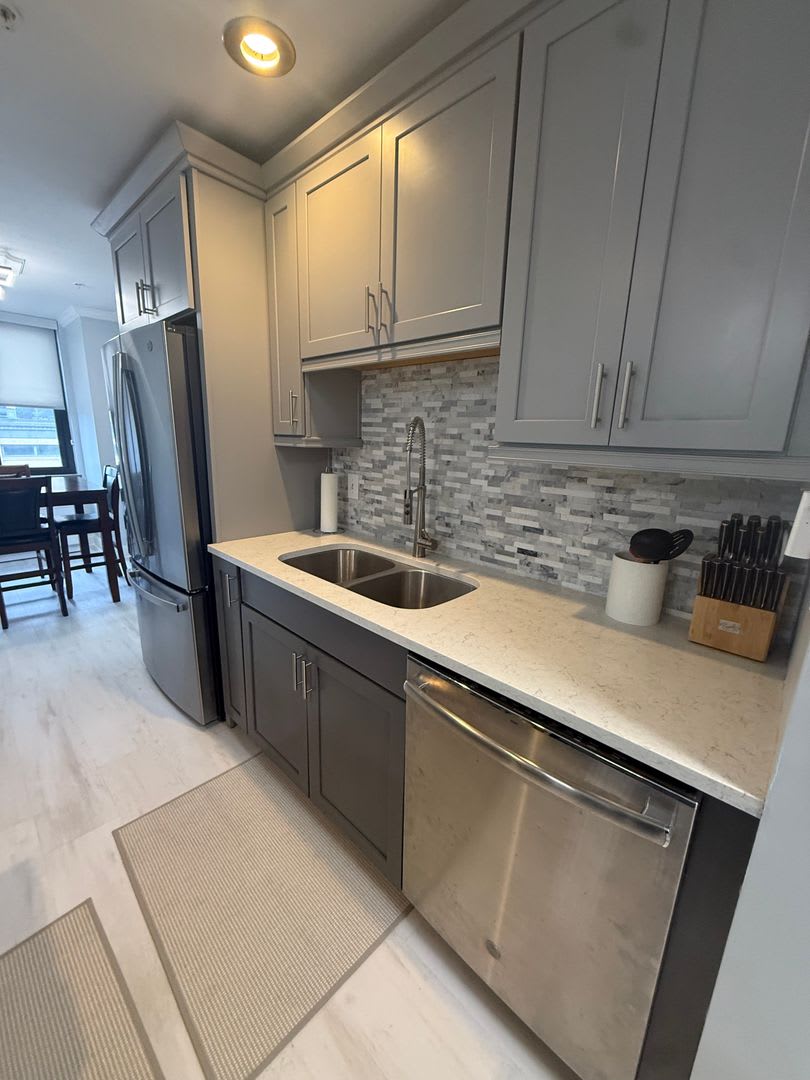 1108 Kanawha Blvd E Unit 205 – photo 5