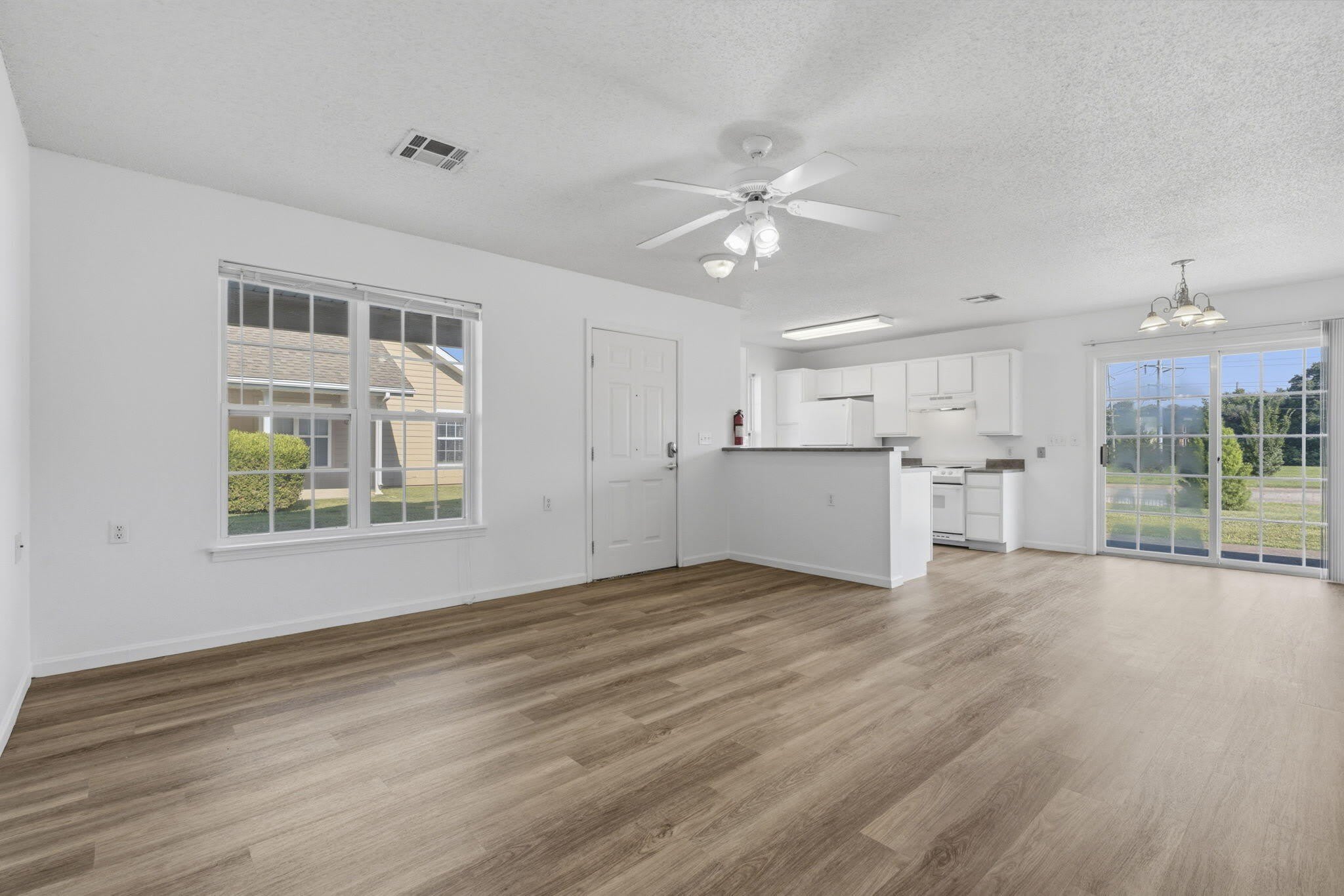 726 E Sunset Street – photo 5