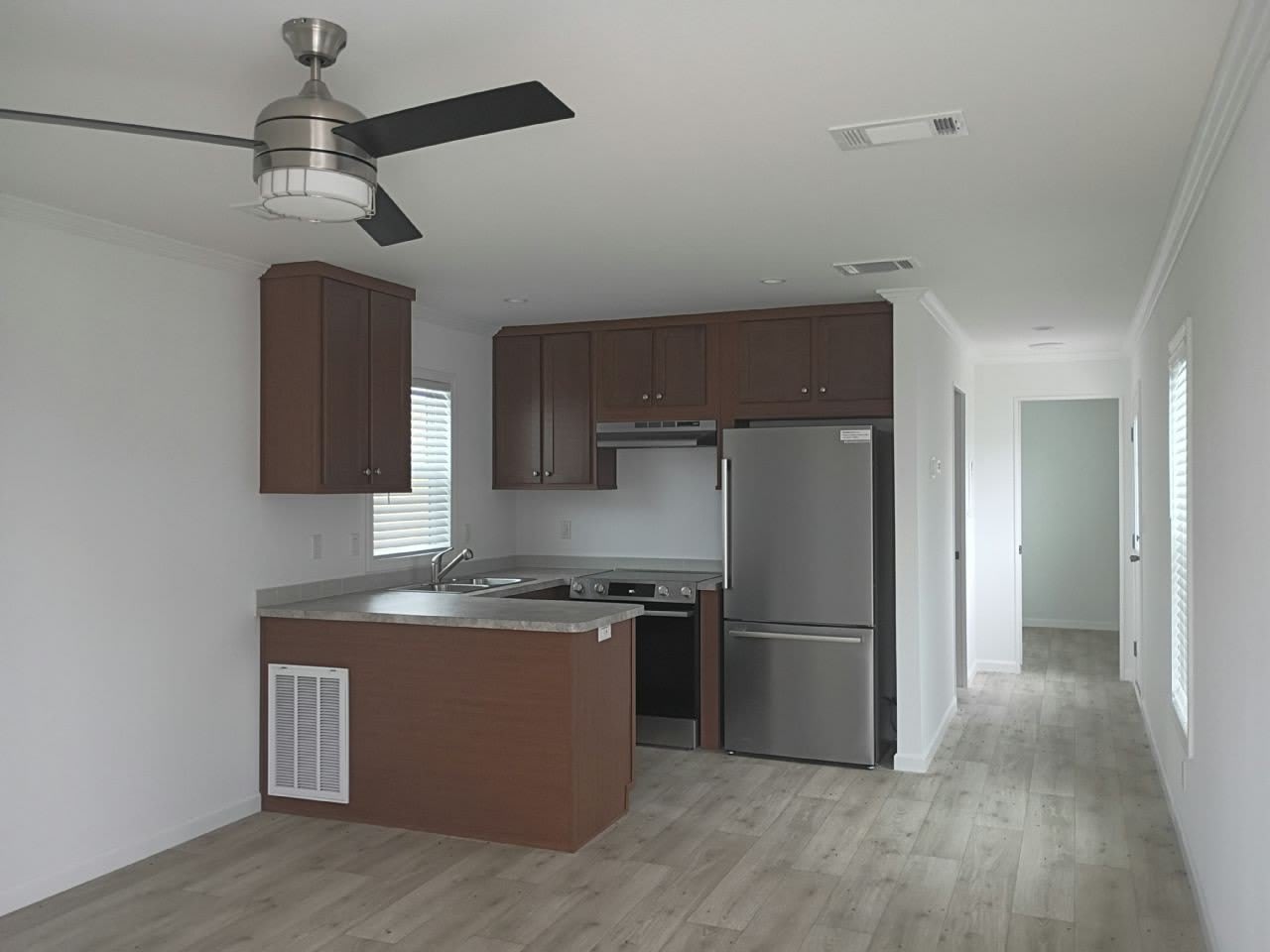40 Lily Dr – photo 2