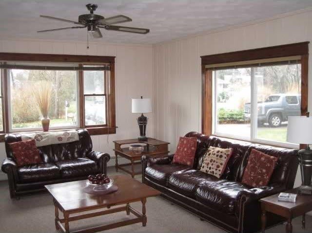 35 Treasure Road – photo 4