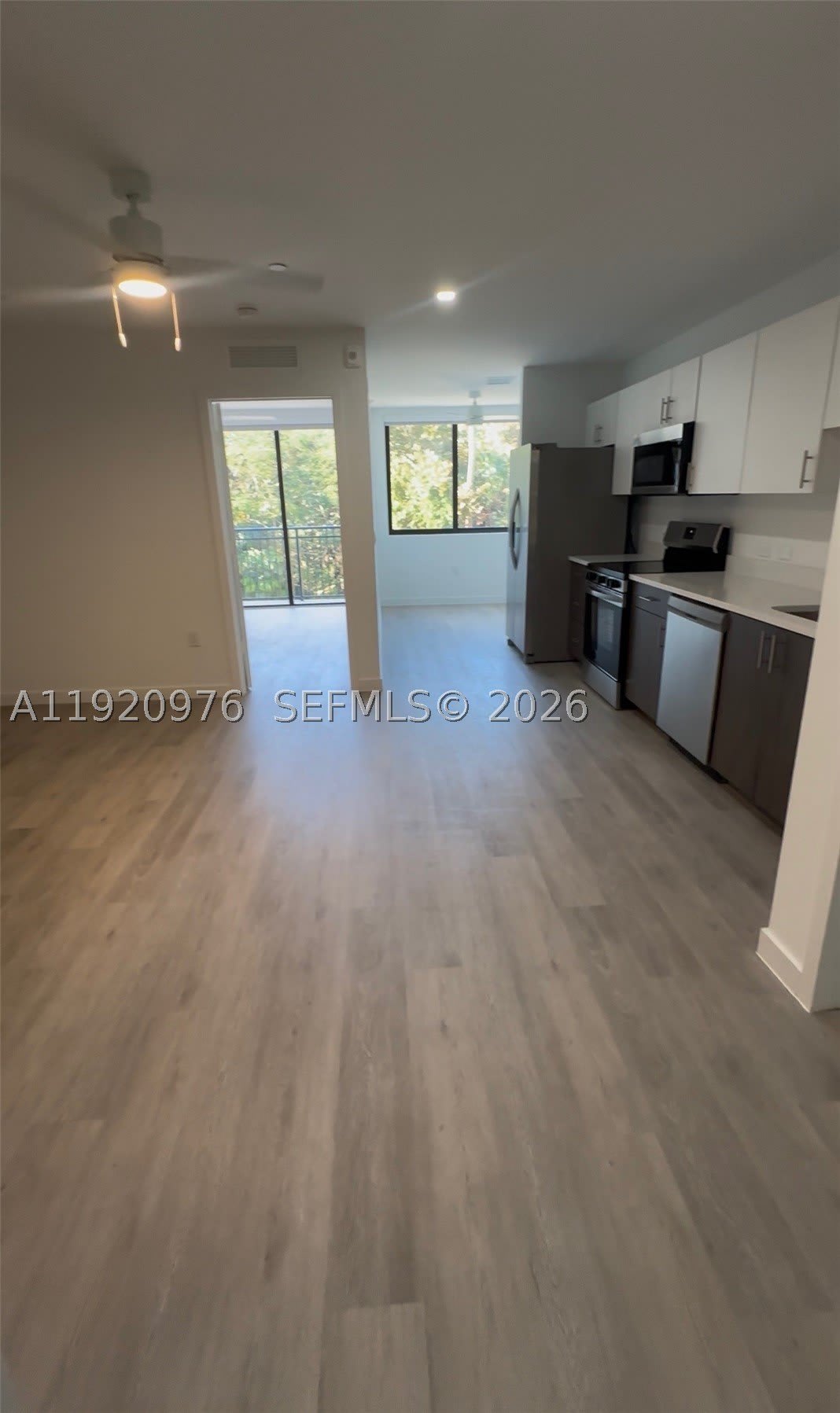 20 NE 19th Ave – photo 2