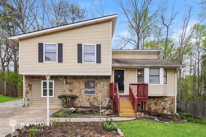3975 Tanglewood Road – photo 1