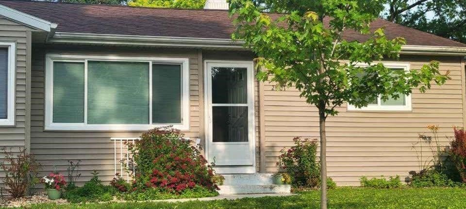 2801 Victoria Ln – photo 2