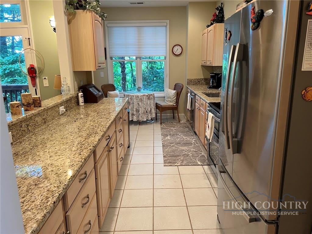 135 Caleb Drive – photo 3