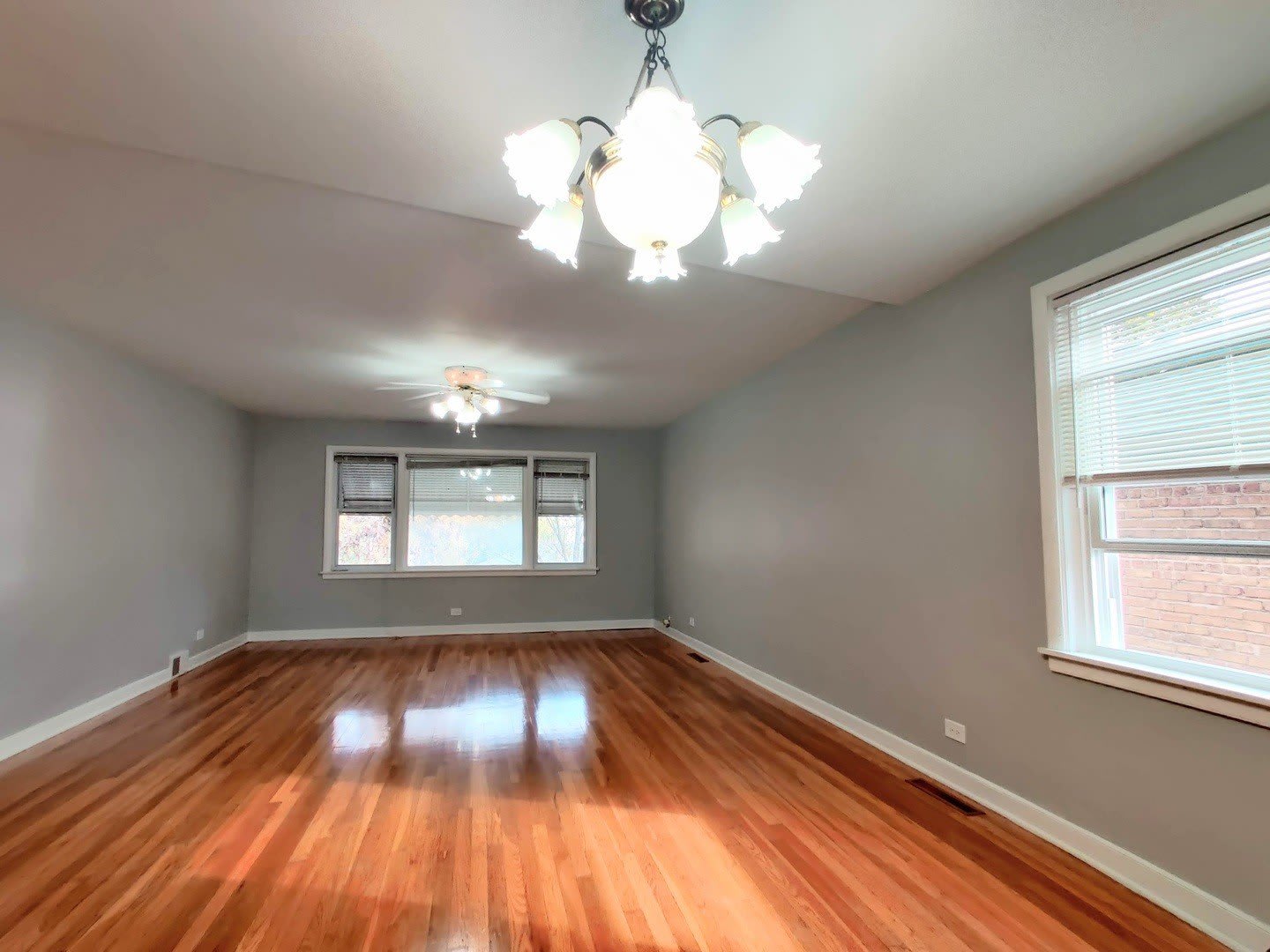 724 Florence Avenue – photo 2