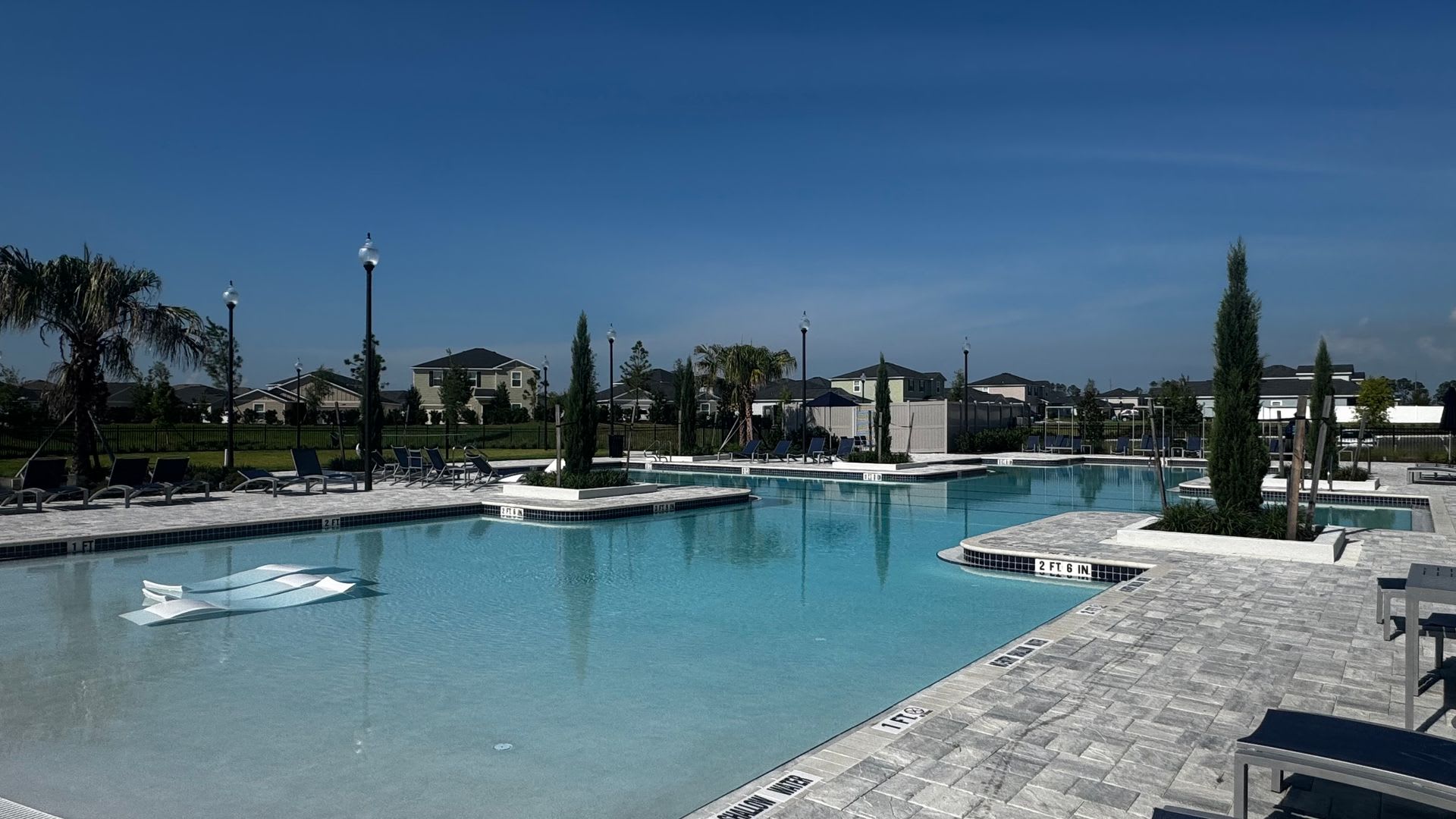 Charming Modern Townhome In Marion Ranch Prime Ocala Location Internet Trash Lawn Care Included – photo 1