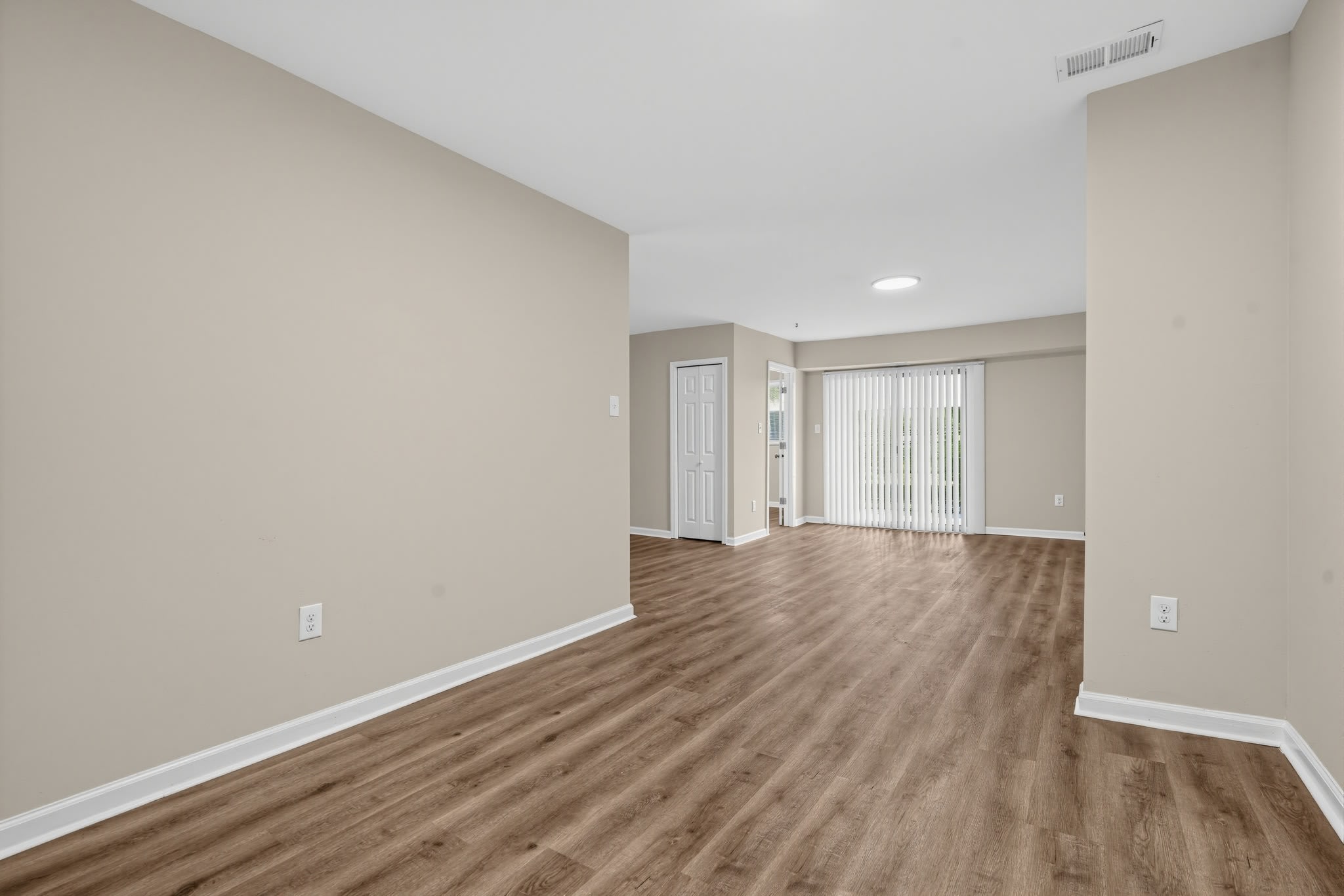 1294 Cooper Street – photo 2