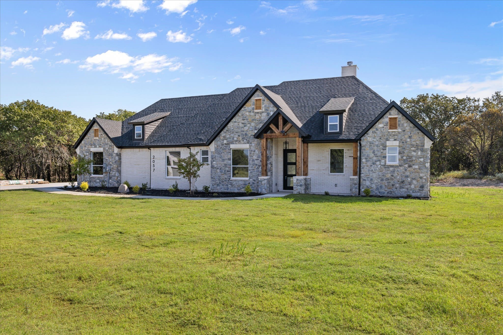 2057 Glenhollow Drive – photo 1