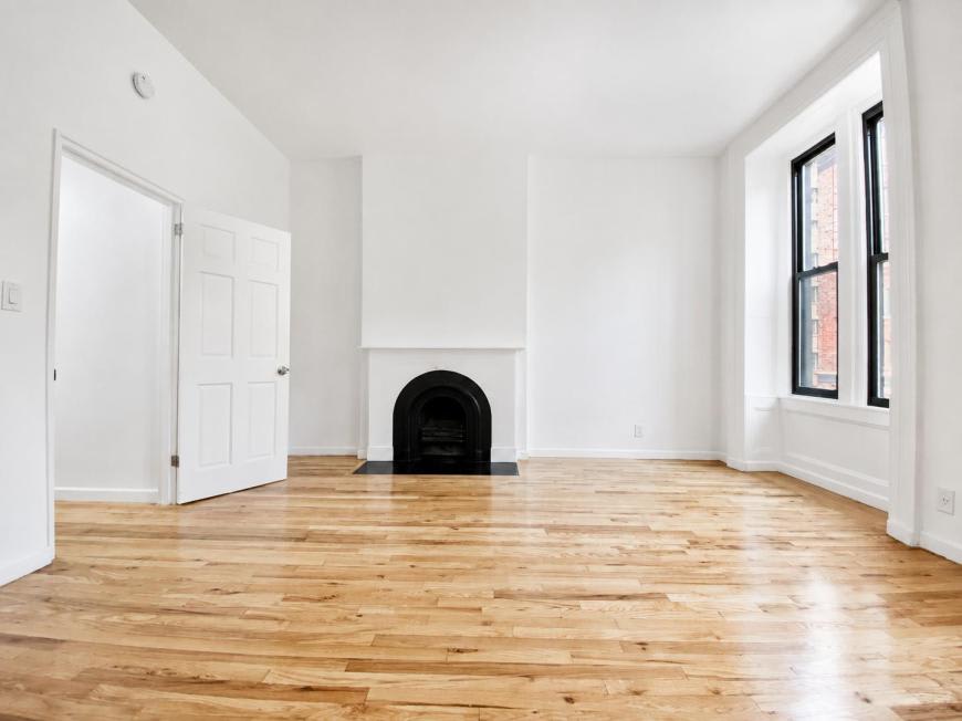 54 West 9Th Street – photo 3
