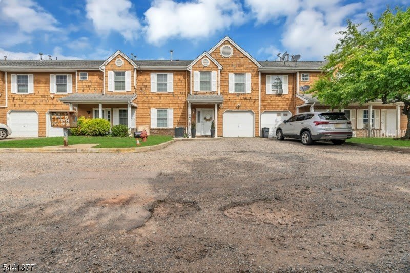 19 Delavan Ct – photo 4