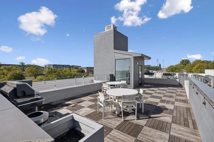 806 Olympic Street – photo 3