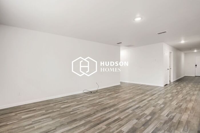 301 Anchor Lane – photo 4