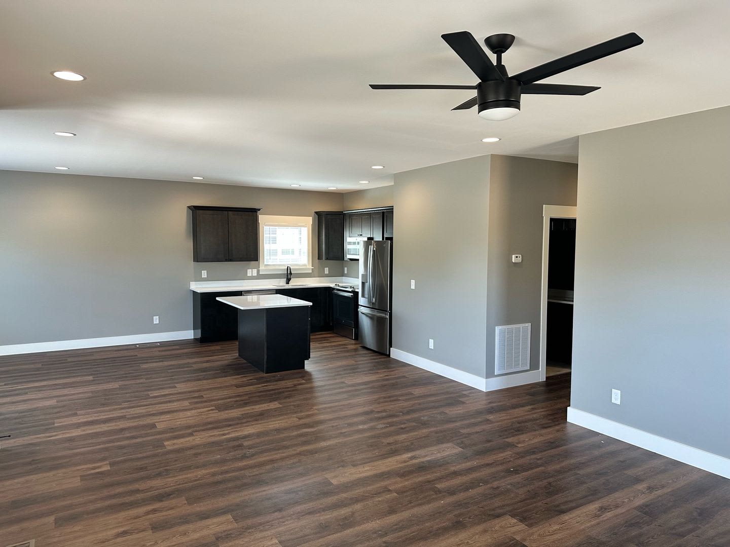 BEAUTIFUL NEW CONSTRUCTION – photo 3