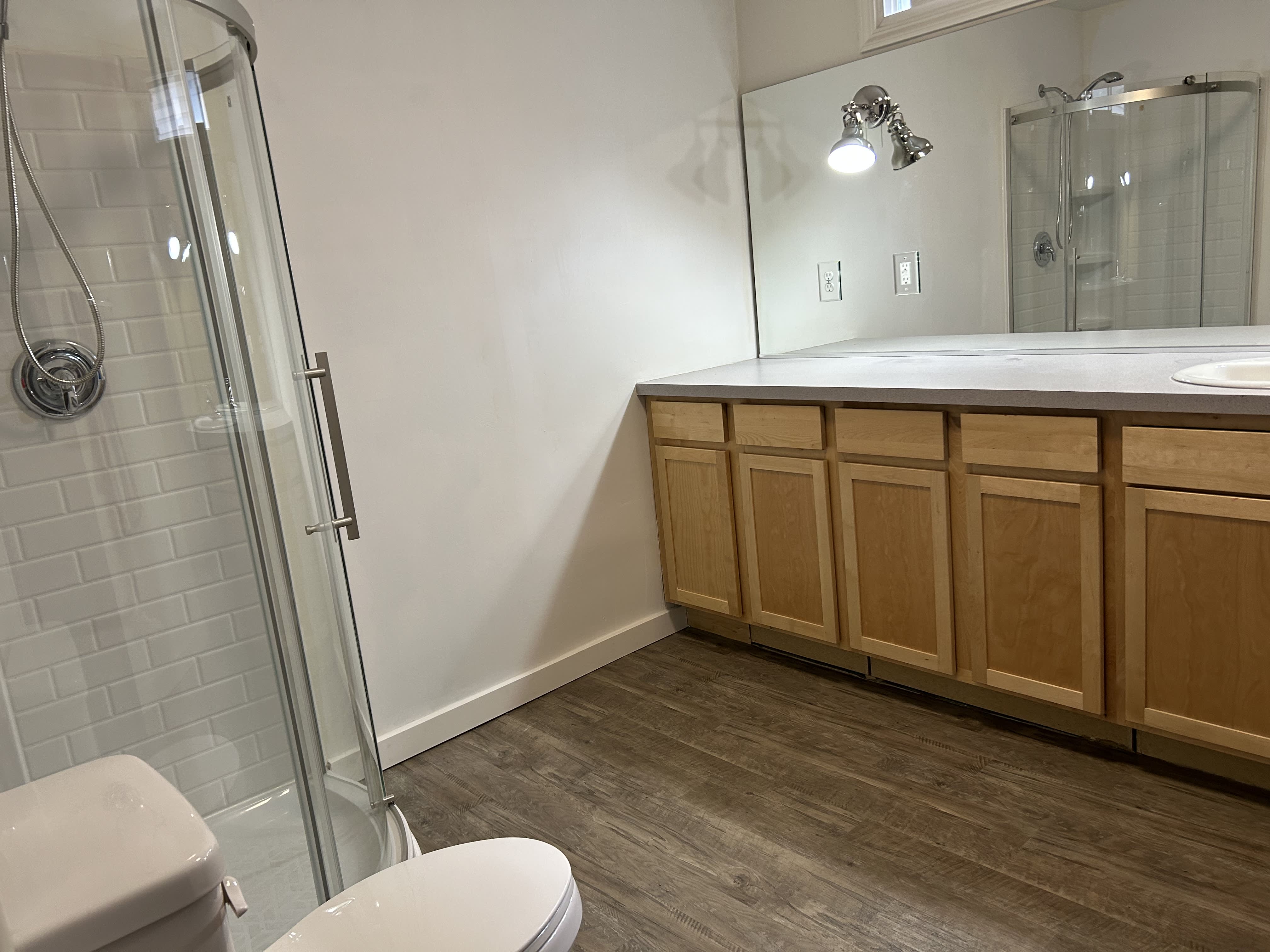 418 East Mission Avenue – photo 5