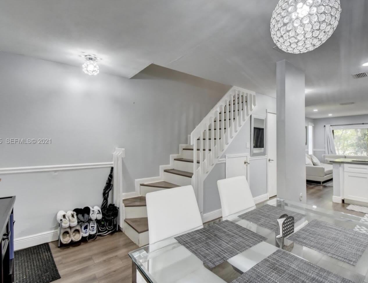9270 NW 40th Street – photo 3