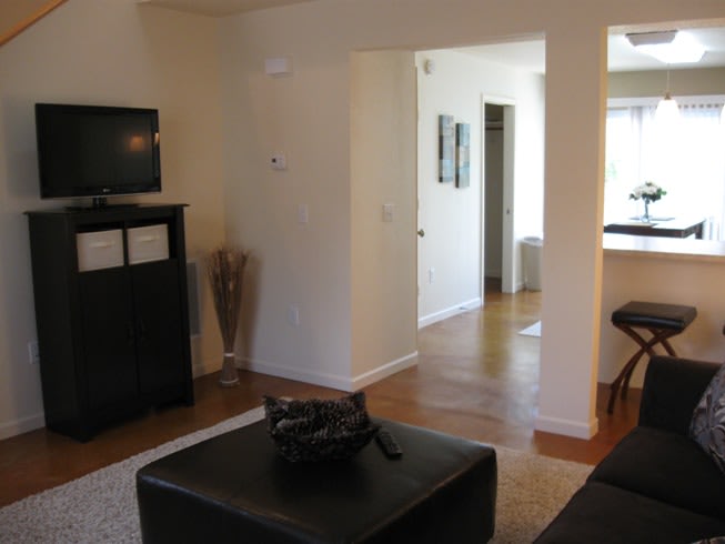 5205 Loft Drive 1 – photo 2