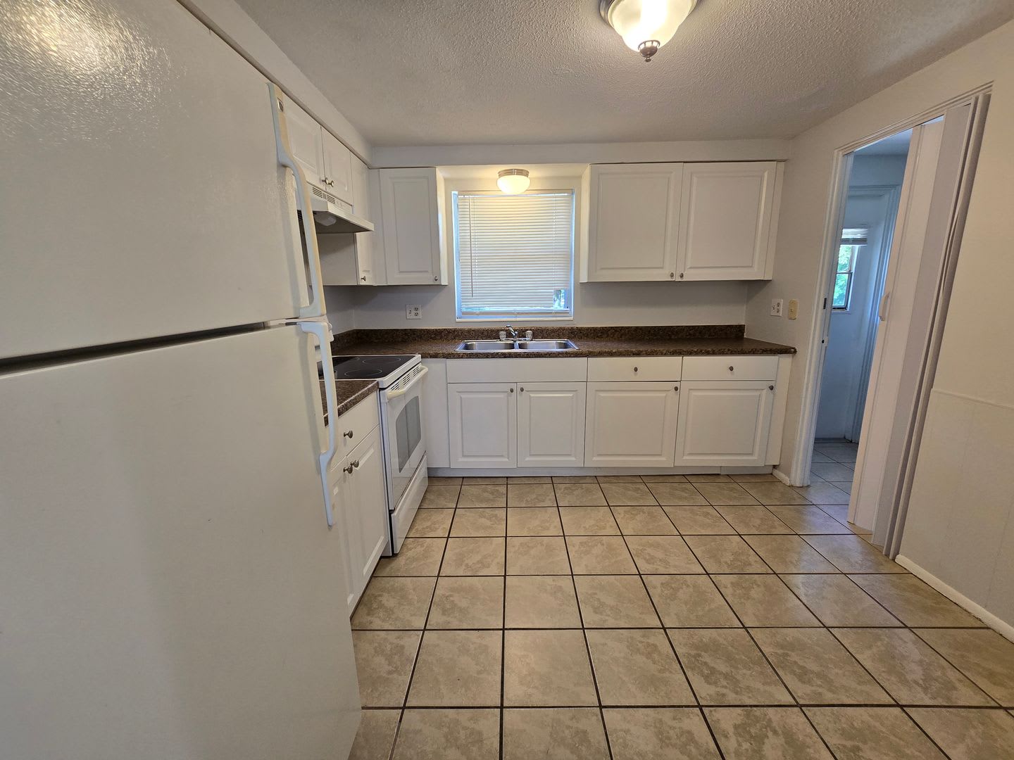 6916 Brentford Road – photo 5