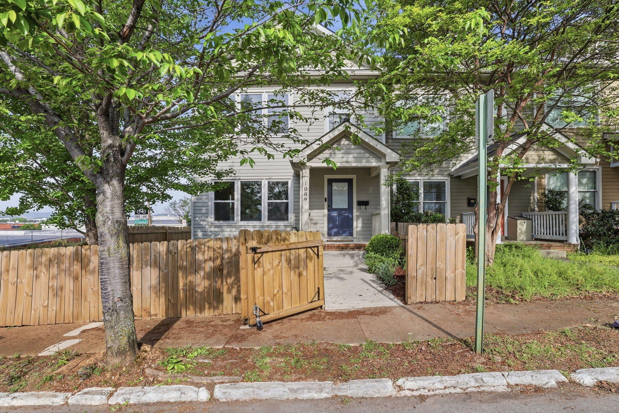 1089 Park Avenue – photo 1