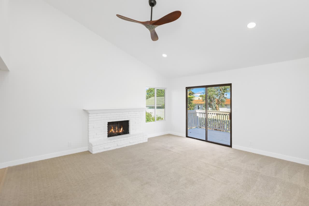 216 West Escalones – photo 1