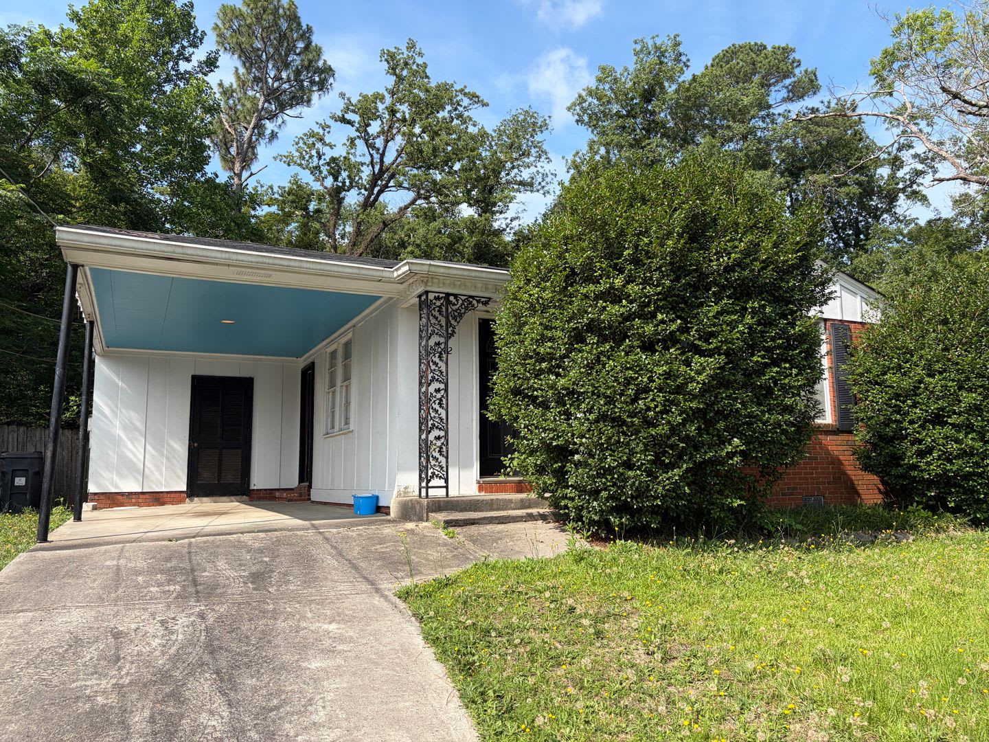 3012 Pinewood Dr – photo 2