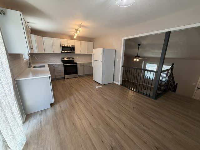 1439 N Mart-way Dr – photo 3