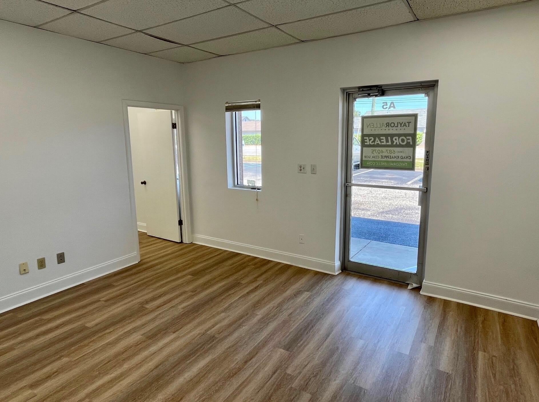 2 Industrial Park Lane – photo 2