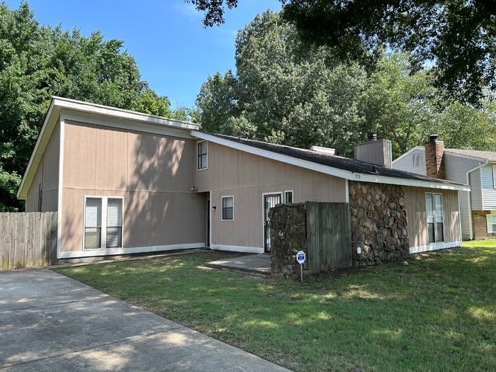 3778 Kennings Drive – photo 1