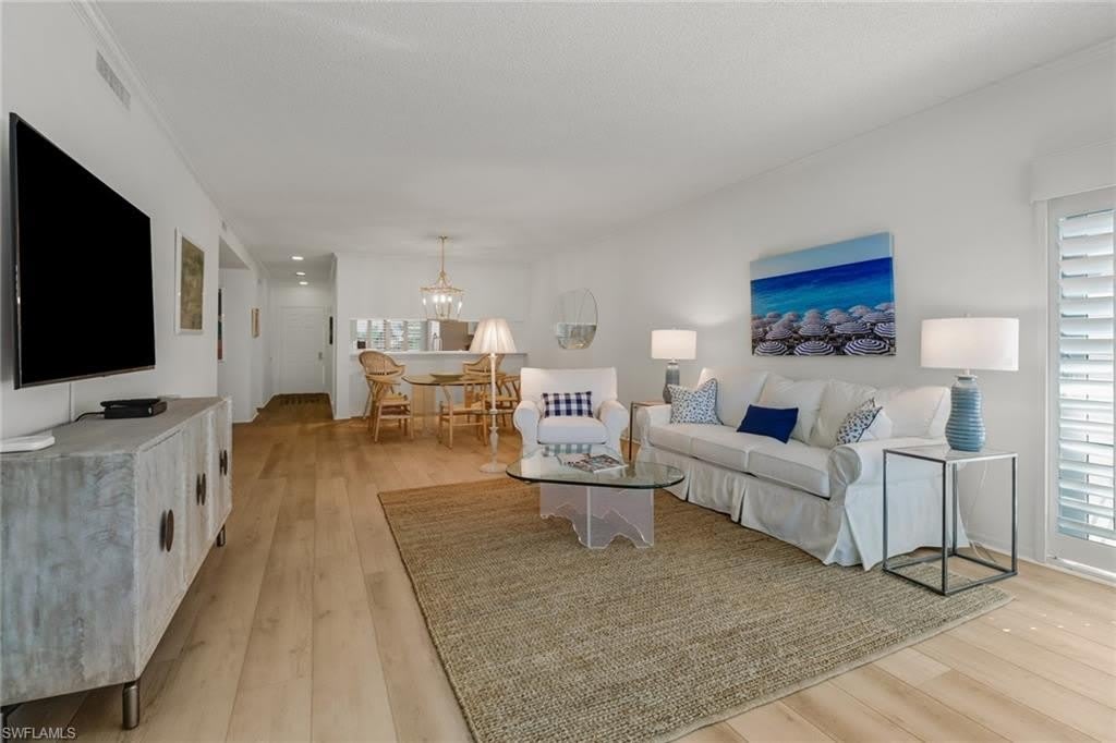 205 Park Shore Dr – photo 4