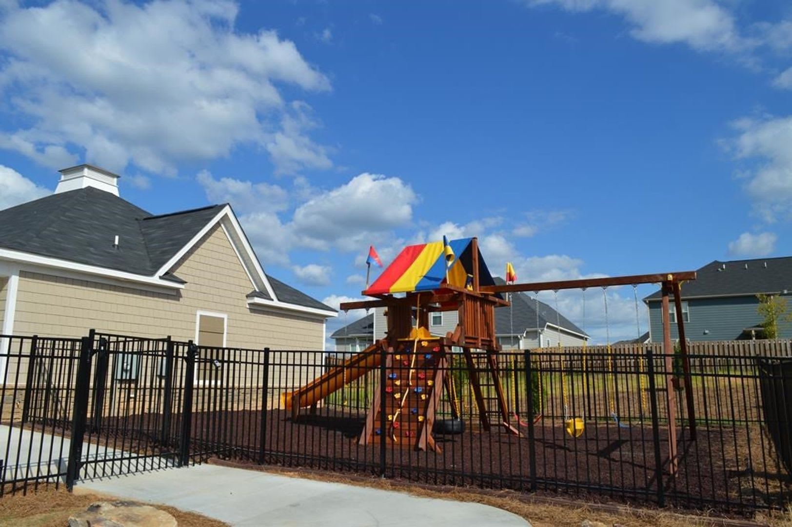 Home For Rent – photo 1