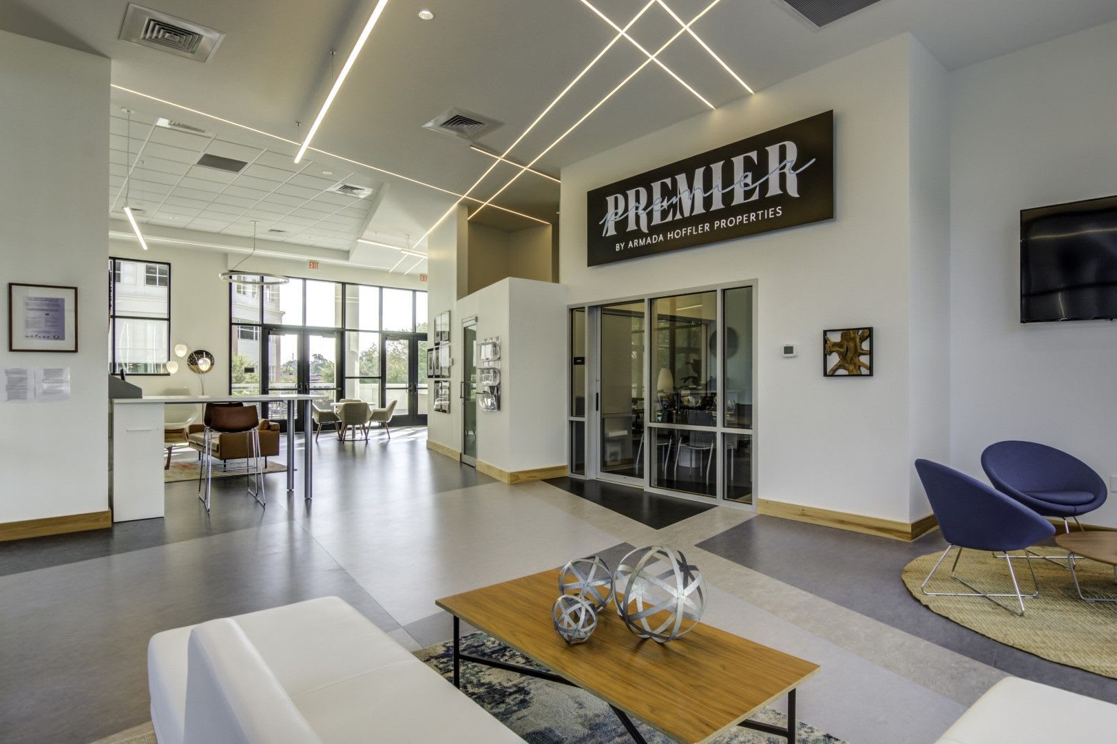 Premier Apartments – photo 4