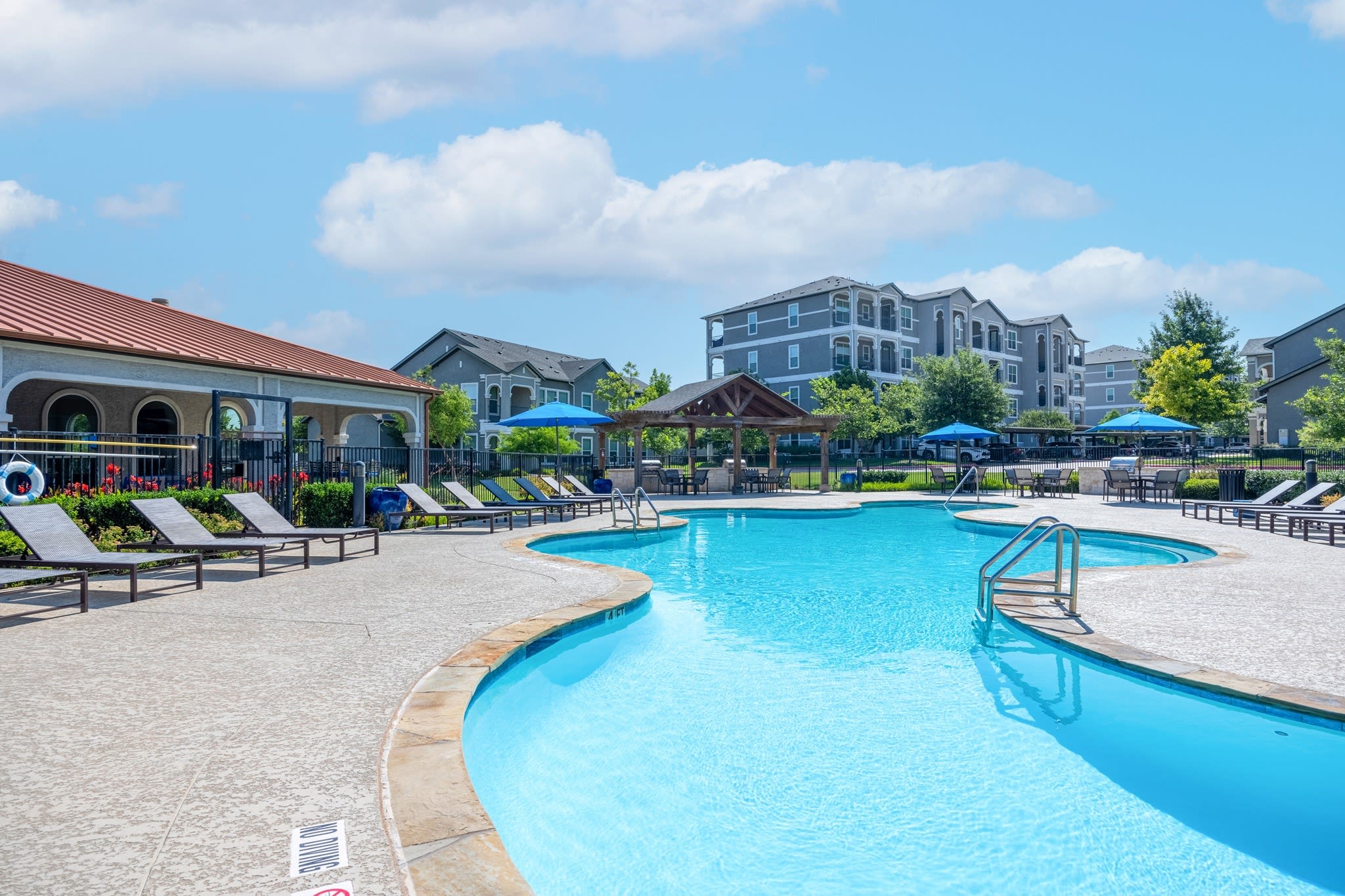 Travesia Apartments – photo 1