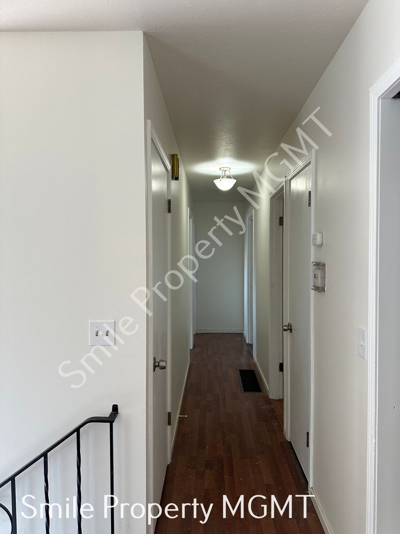 Remodeled Split – photo 5