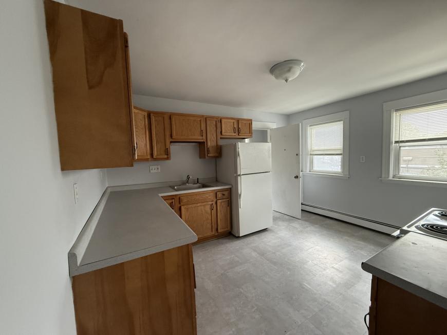 527 Gallivan Blvd. – photo 1