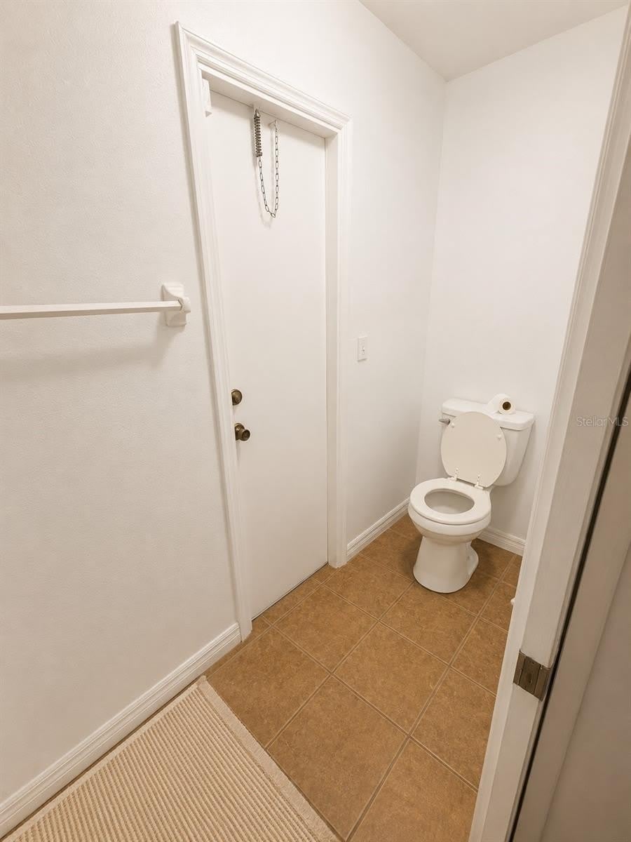 2113 N NORMANDY Boulevard – photo 2