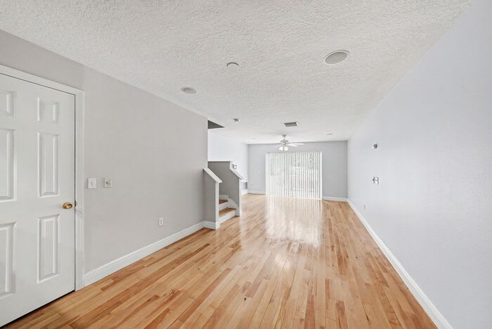 8106 Silent Creek Drive – photo 2