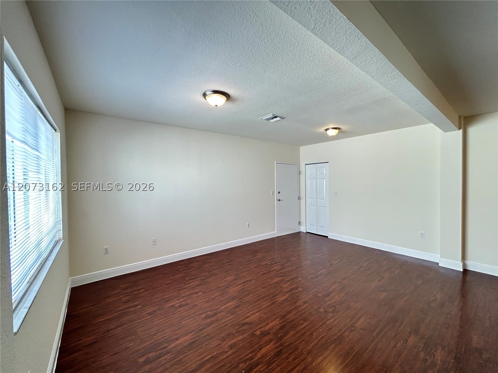 2931 Sheridan Ave – photo 4