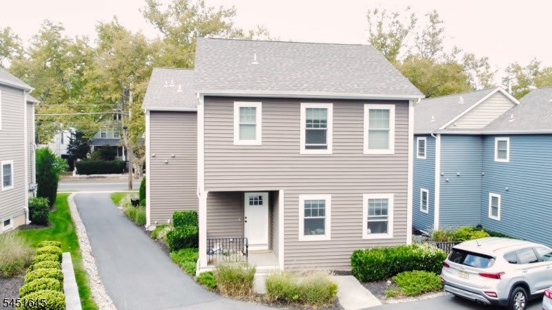 156 Broad St – photo 1