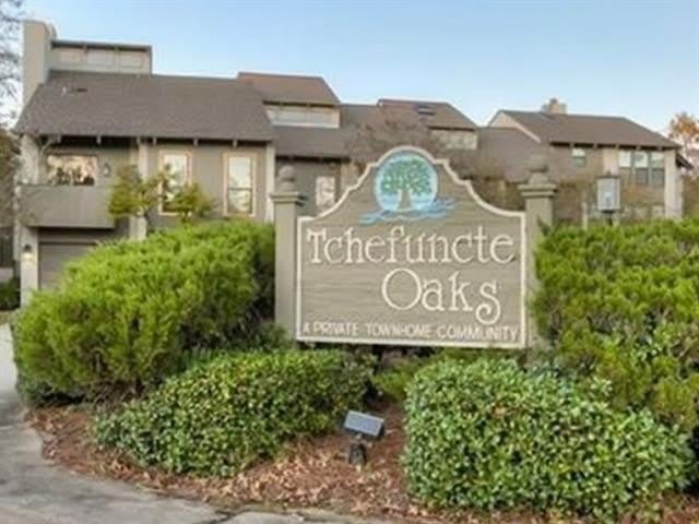 404 TCHEFUNCTE OAKS Drive – photo 2