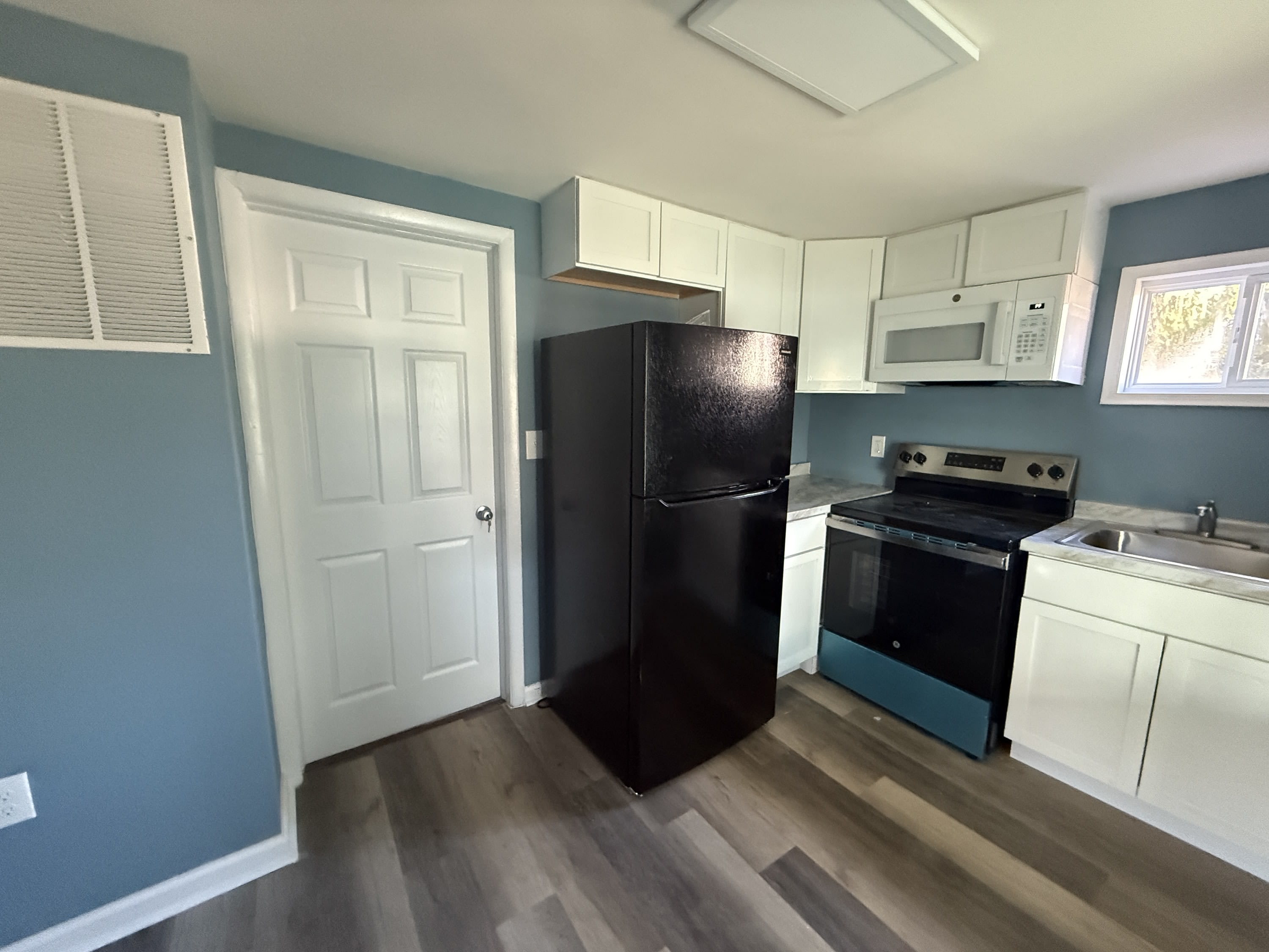 513 Stratford Avenue – photo 5