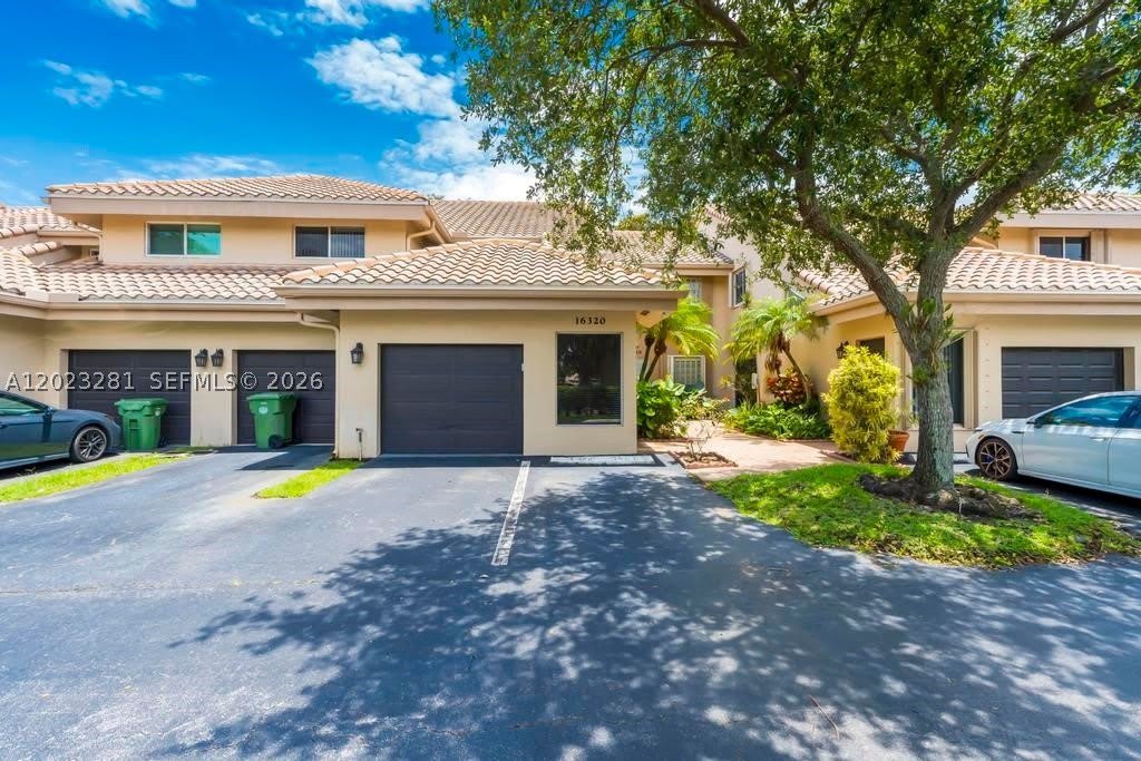 16320 Malibu Dr – photo 1