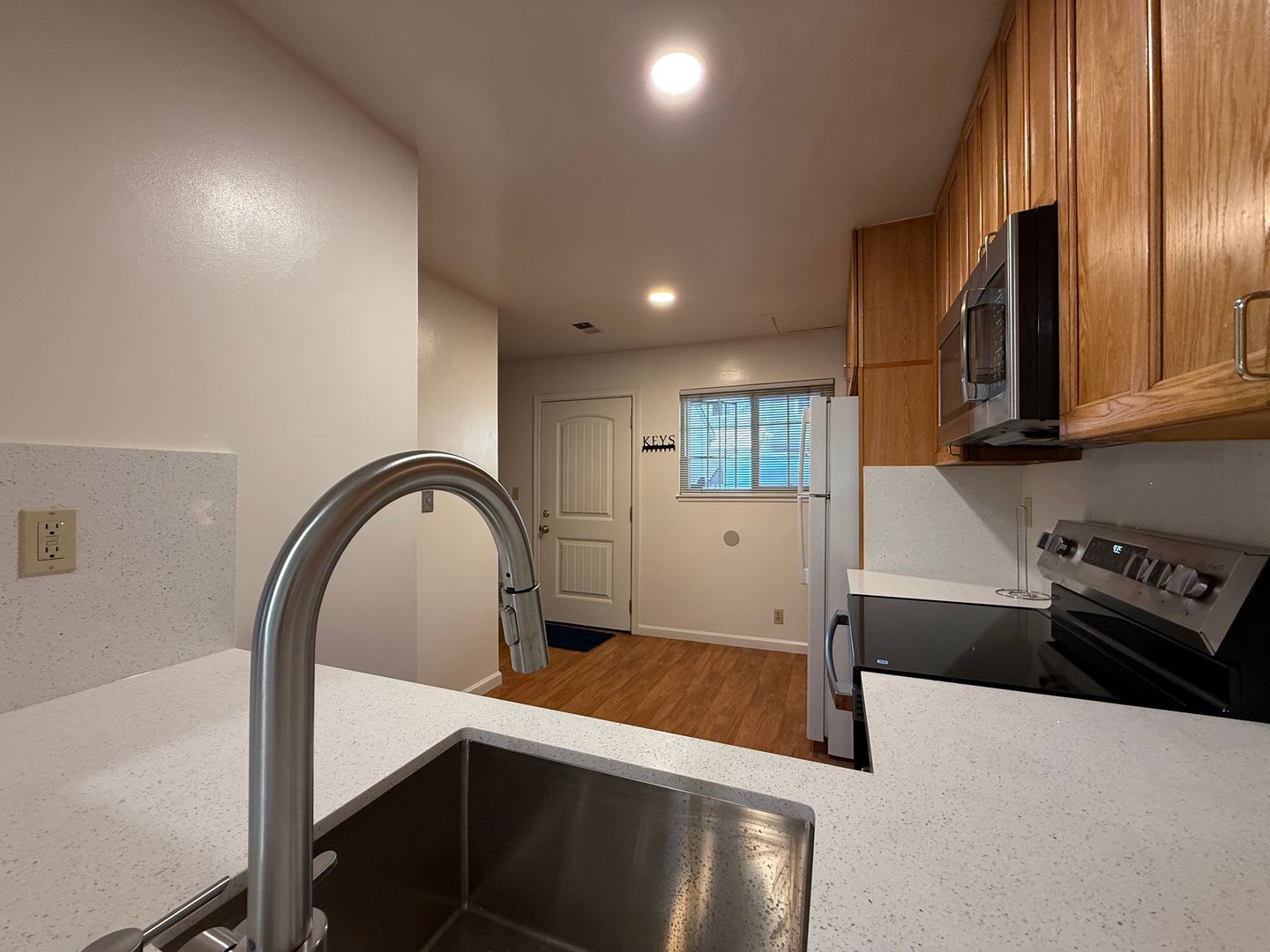 Strawberry Park 4 Bedroom 2 5 Bath Townhome With Cupertino Schools – photo 4