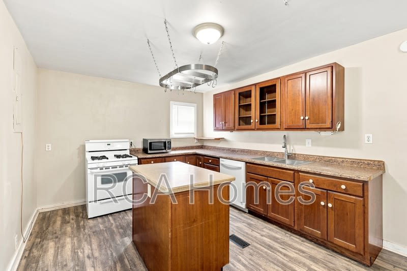 1156 Fletcher Avenue – photo 4