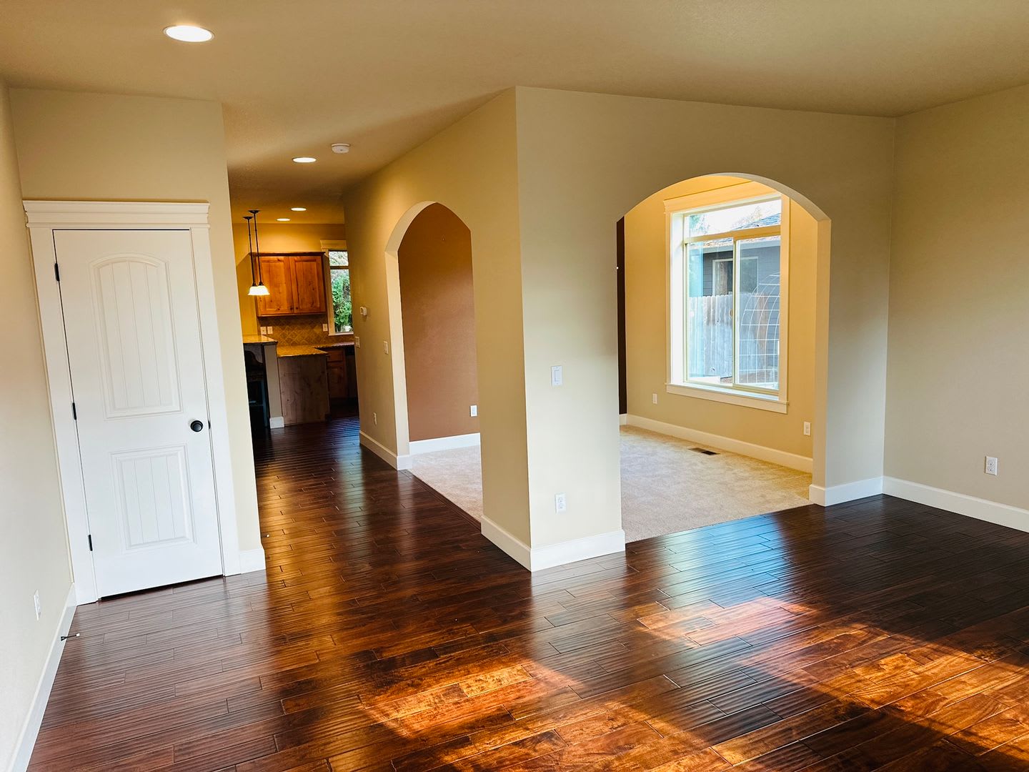 Beautiful Custom Felida Home – photo 4