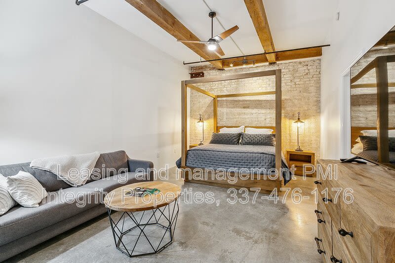825 Lafayette Street – photo 4