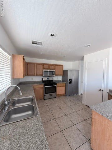 2184 DRAGONSLAYER Avenue – photo 3