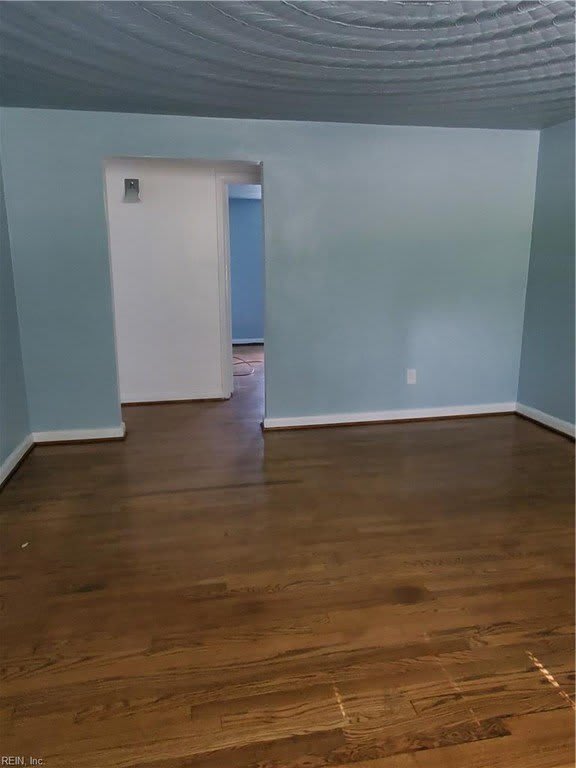 789 Wakefield Avenue – photo 4