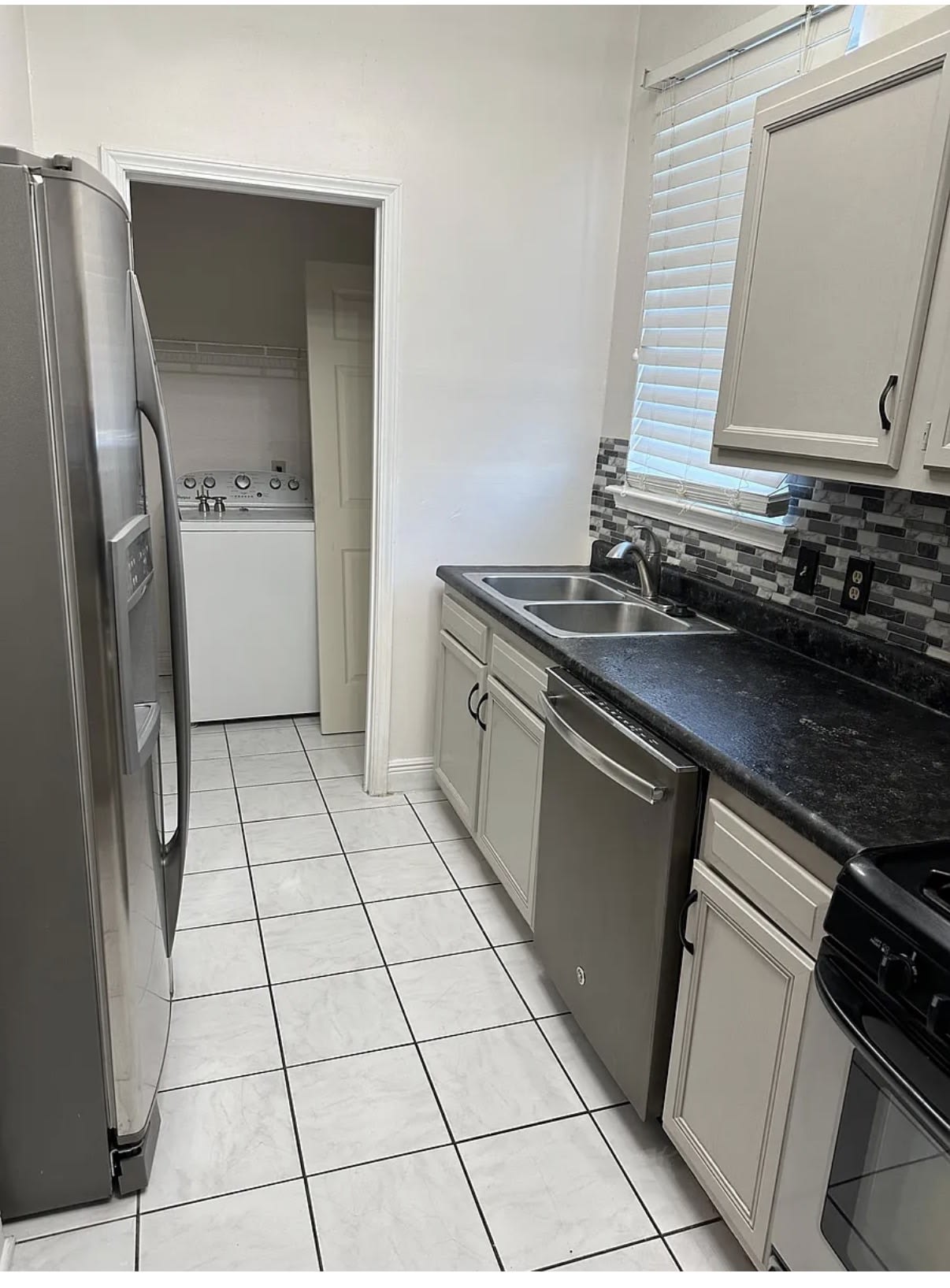 4501 South Prieur Street – photo 5
