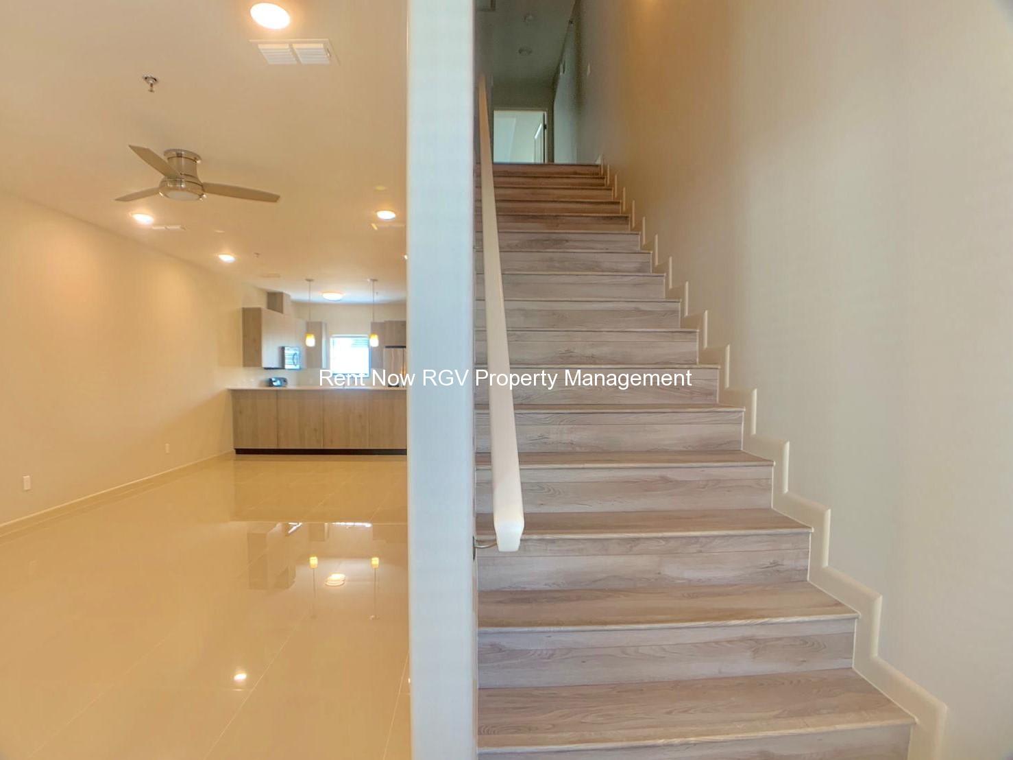 414 Newport Ave – photo 5