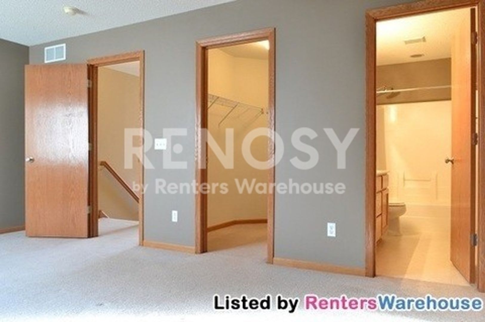 2 Bedroom 2.5 Bath Townhome in Shakopee – photo 4